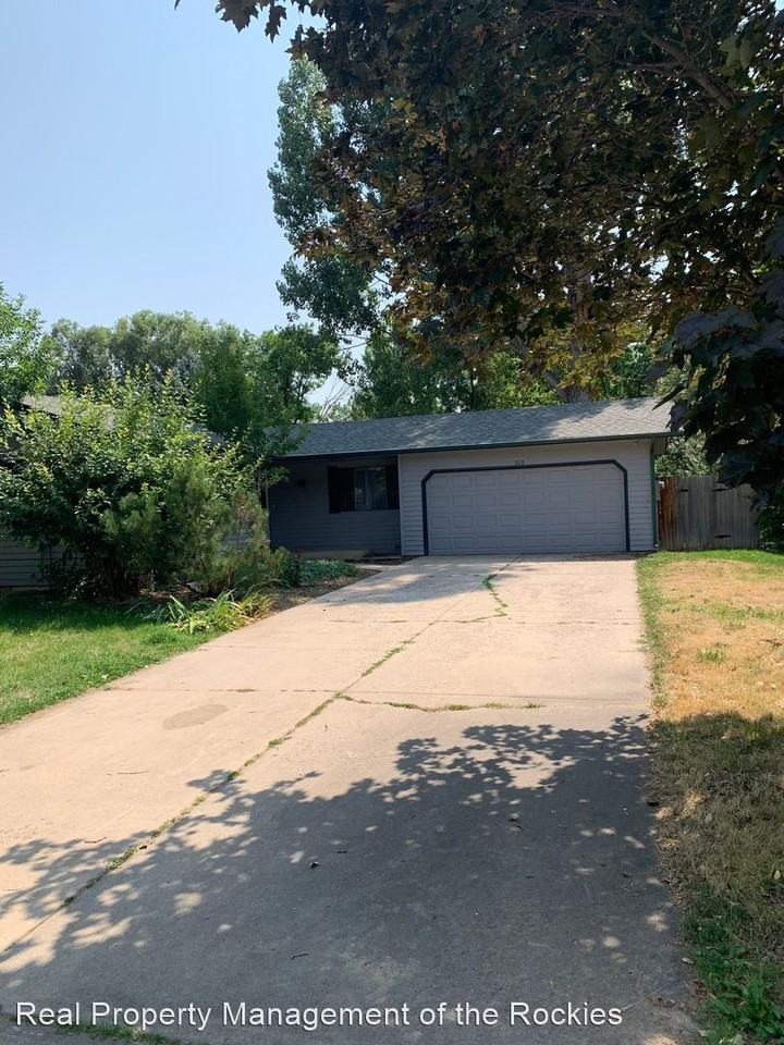 515 Del Clair Rd - Photo 2 of 16