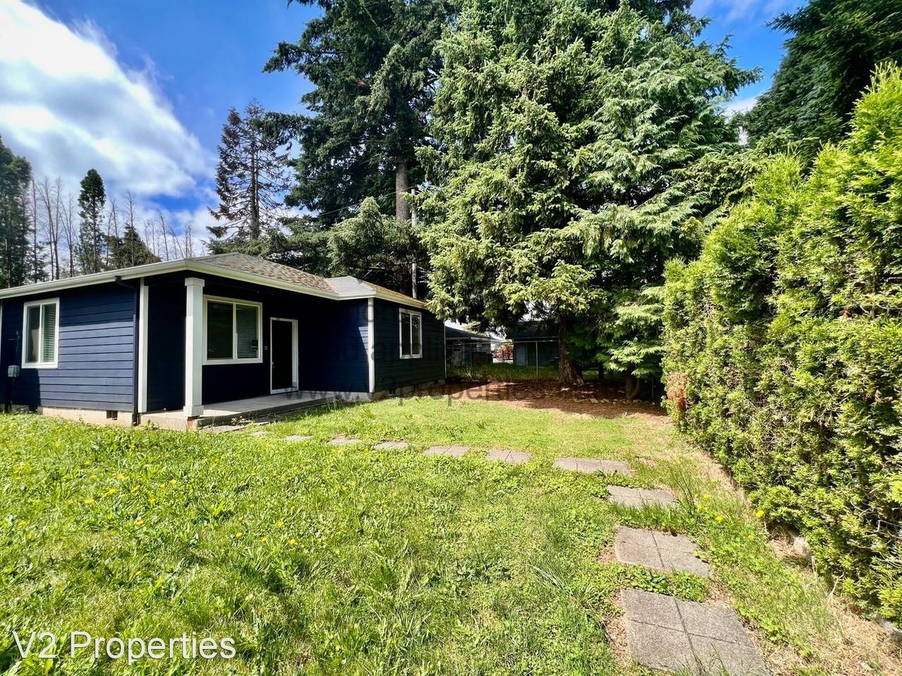 1135 Se 174th Ave #B - Photo 2 of 18