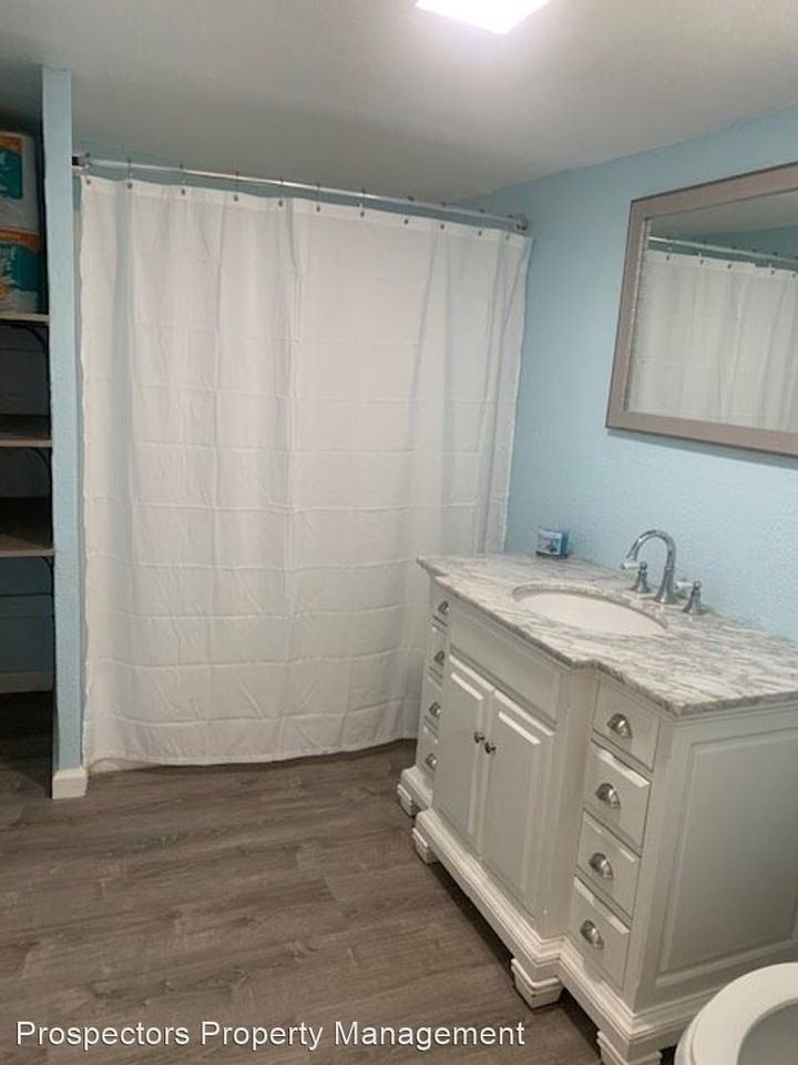 13580 Depot St - Photo 3 of 12