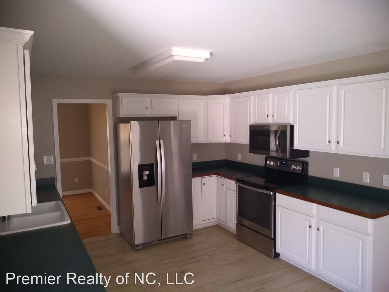 156 Charleston Ridge Dr - Photo 2 of 14