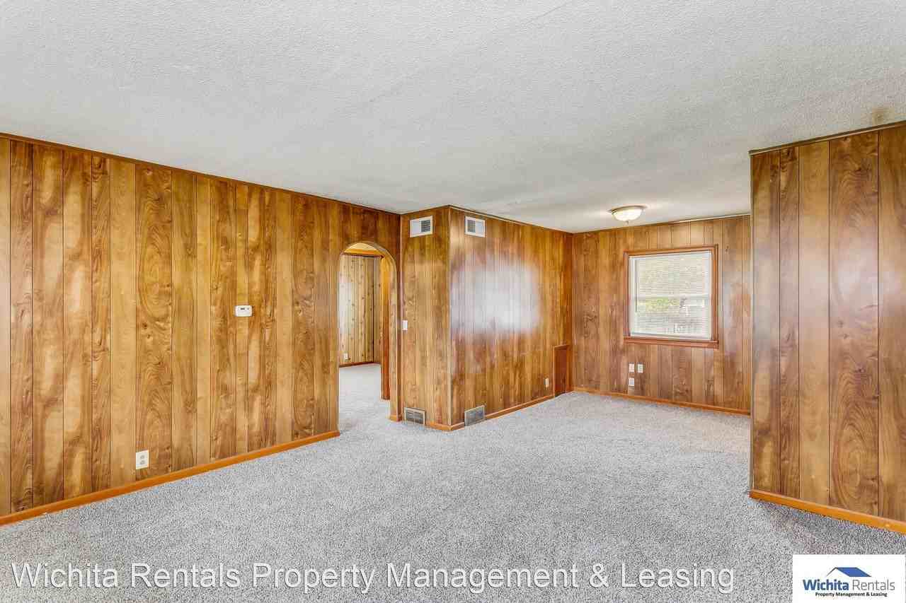 2219 N Estelle St - Photo 2 of 15