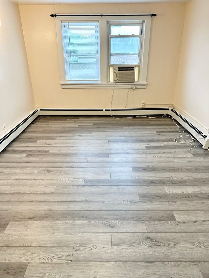 118 3rd Ave #2 - Photo 3 of 8