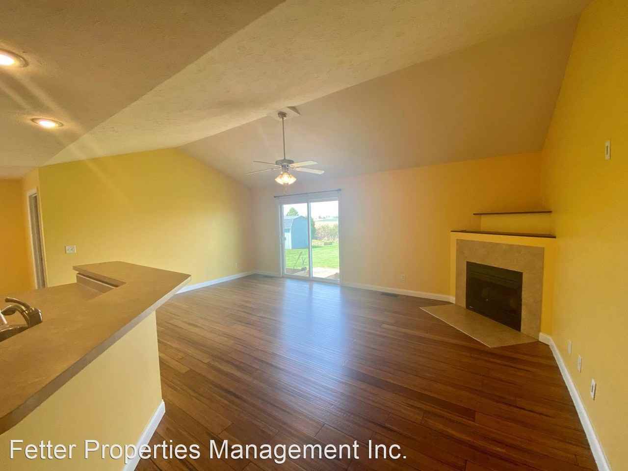 1324 Bowden Dr - Photo 2 of 25