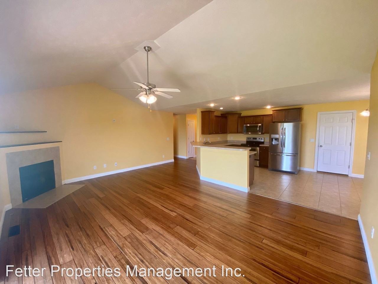 1324 Bowden Dr - Photo 3 of 25