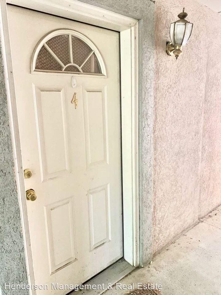 816 S College Ave - Photo 2 of 15