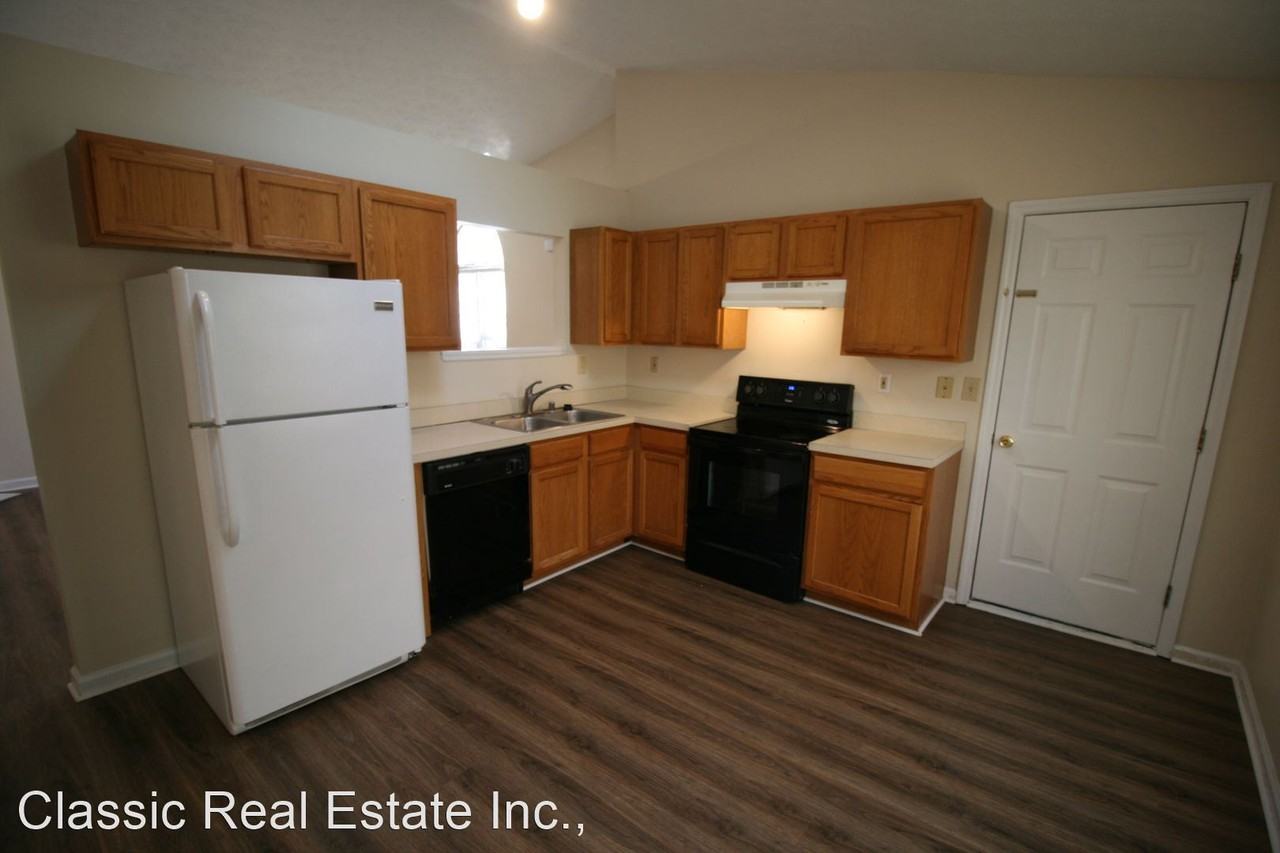 2517 Tinmouth Vale - Photo 3 of 10