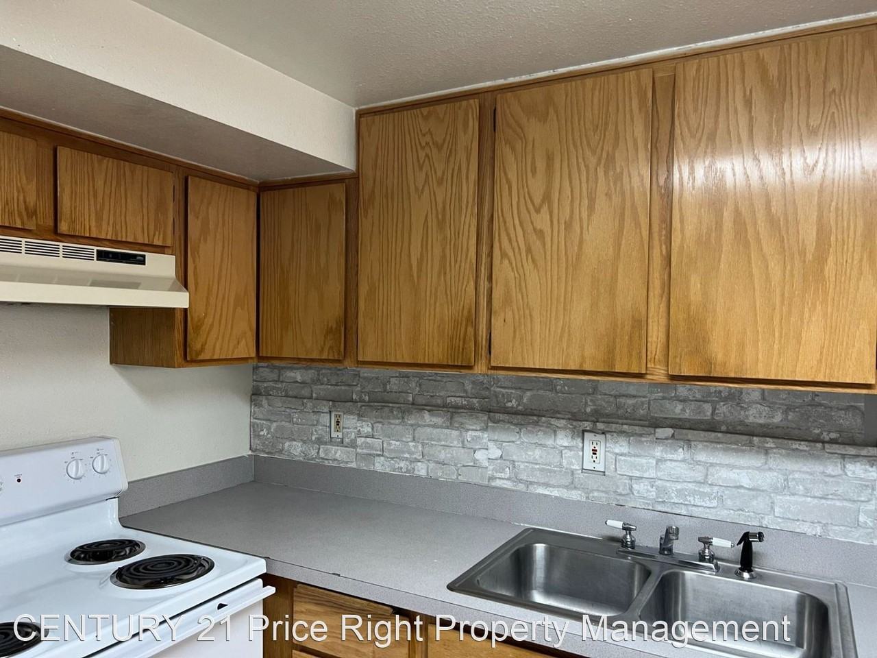 726 14th Street - Photo 3 of 15