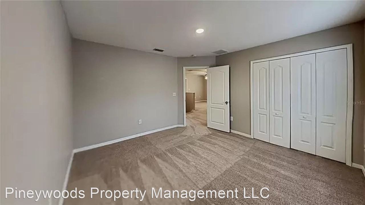 18055 Glastonbury Ln - Photo 2 of 17