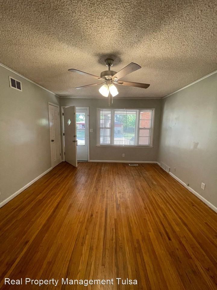 10953 E 3rd St - Photo 3 of 15