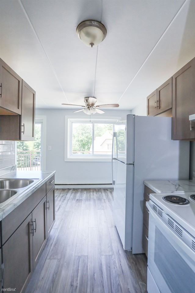 350 S Main St Apartments in Wauconda, IL 60084 Zumper