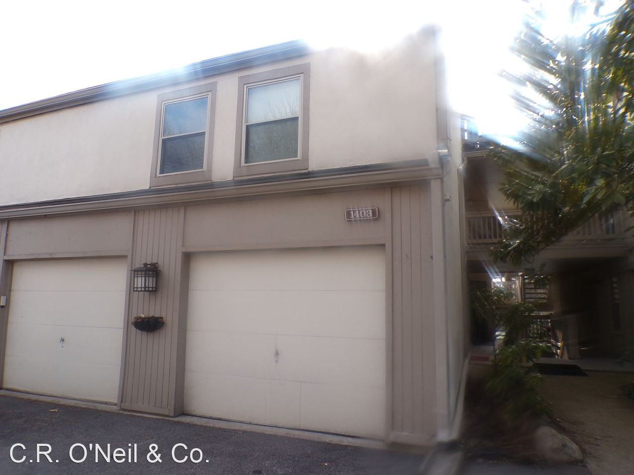 1403 Lake Shore Dr #B - Photo 3 of 8