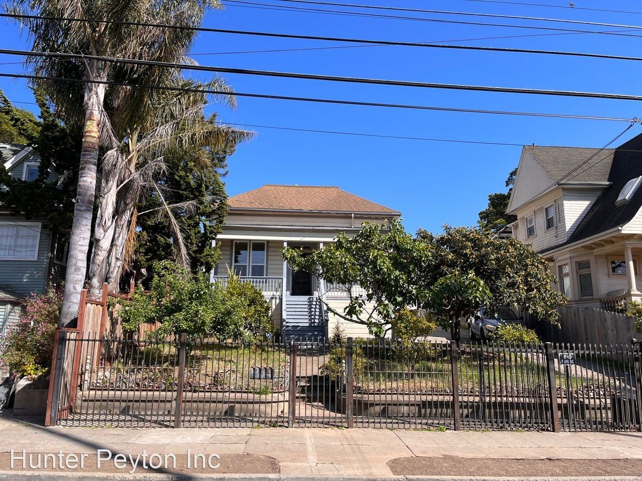 2436 9th Ave - Photo 3 of 27