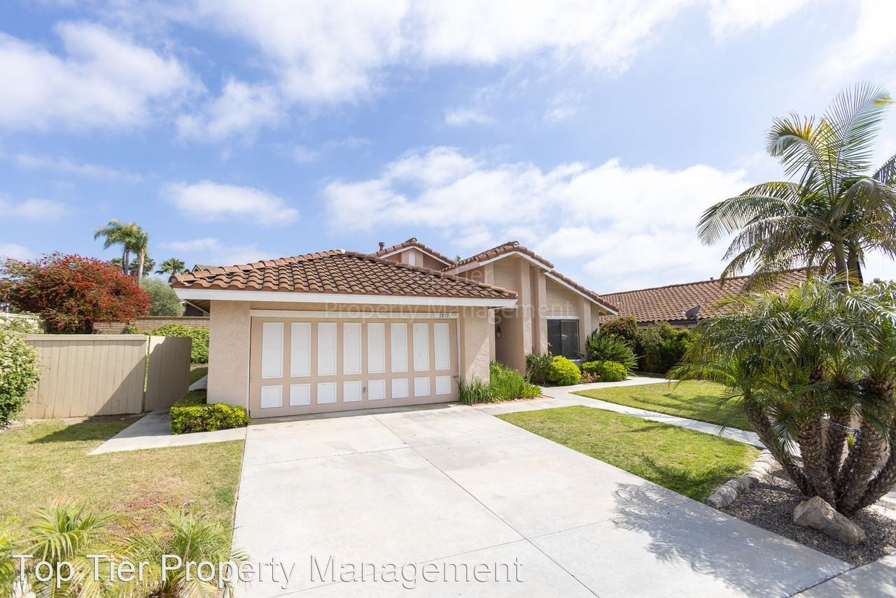 7937 Avenida Diestro - Photo 2 of 17