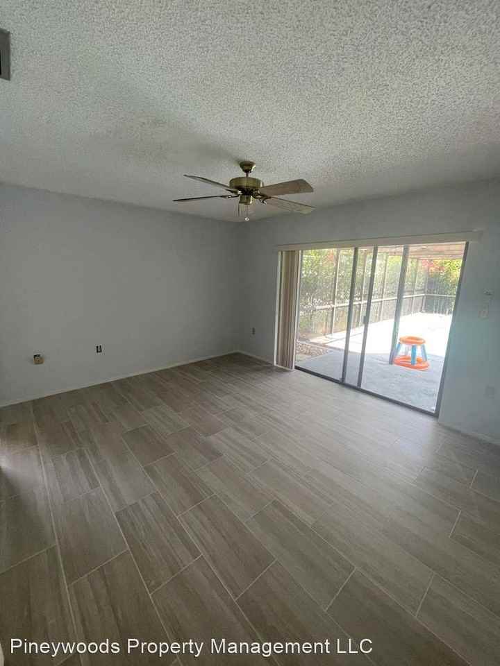 6907 Bottle Brush Dr - Photo 2 of 12