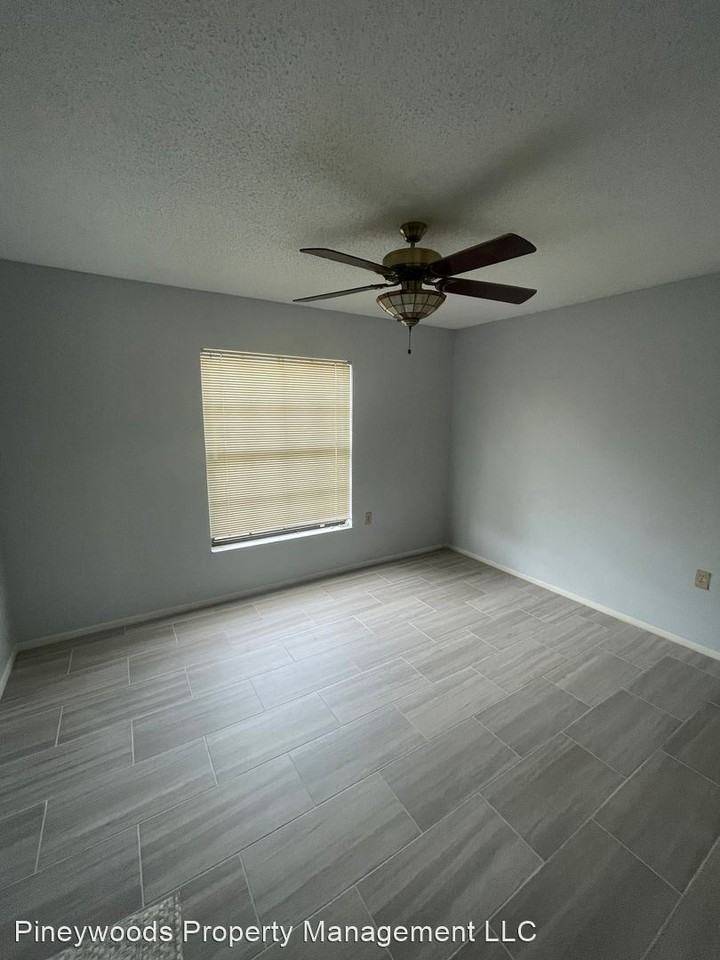 6907 Bottle Brush Dr - Photo 3 of 12