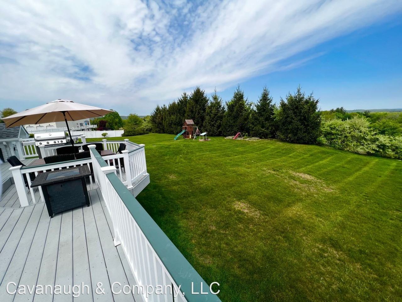 60 Watch Hill Dr - Photo 2 of 45