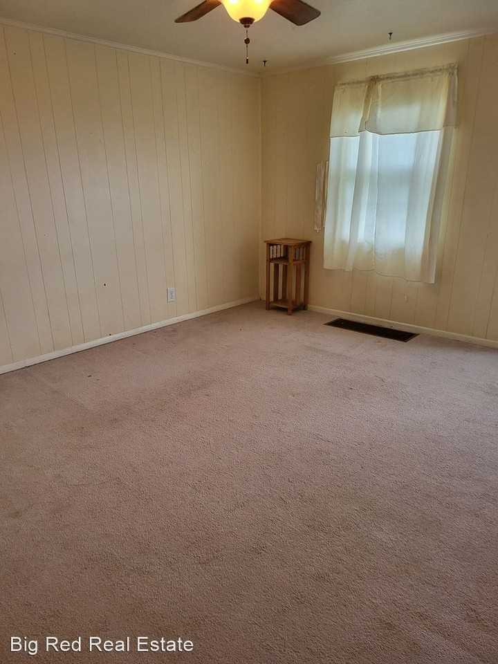 107 Ball Ln - Photo 3 of 14