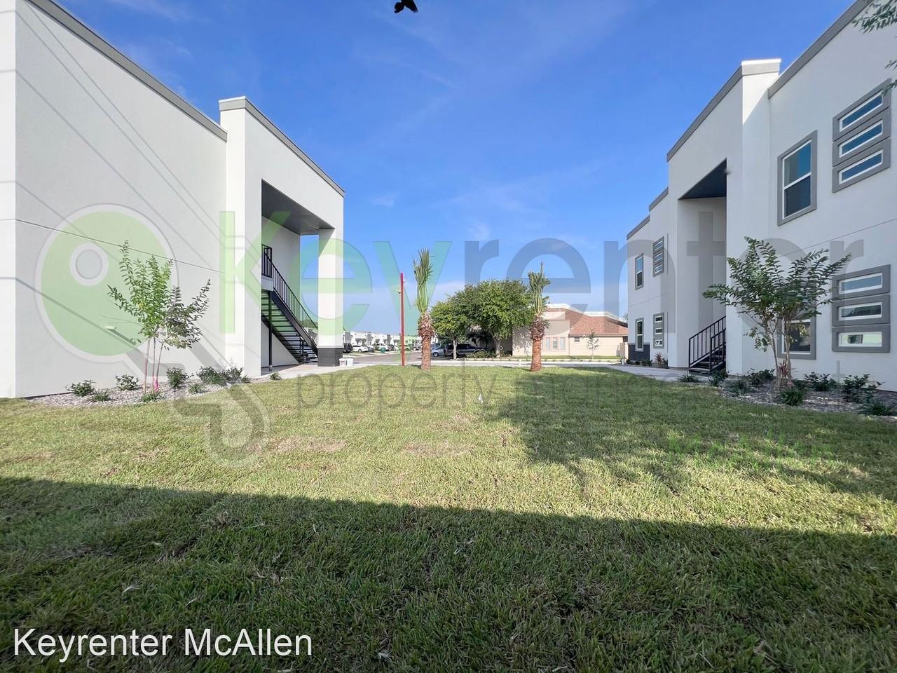 1700 New Orleans Circle - Photo 3 of 33