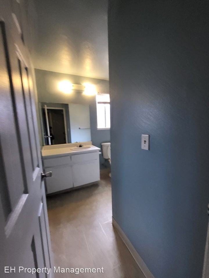 20362038 Pawnee Way Apartments 2036 Pawnee Way, Stockton, CA 95209