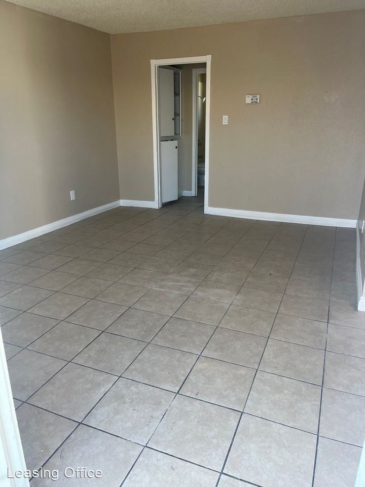 2516 Mesquite Ave - Photo 2 of 6