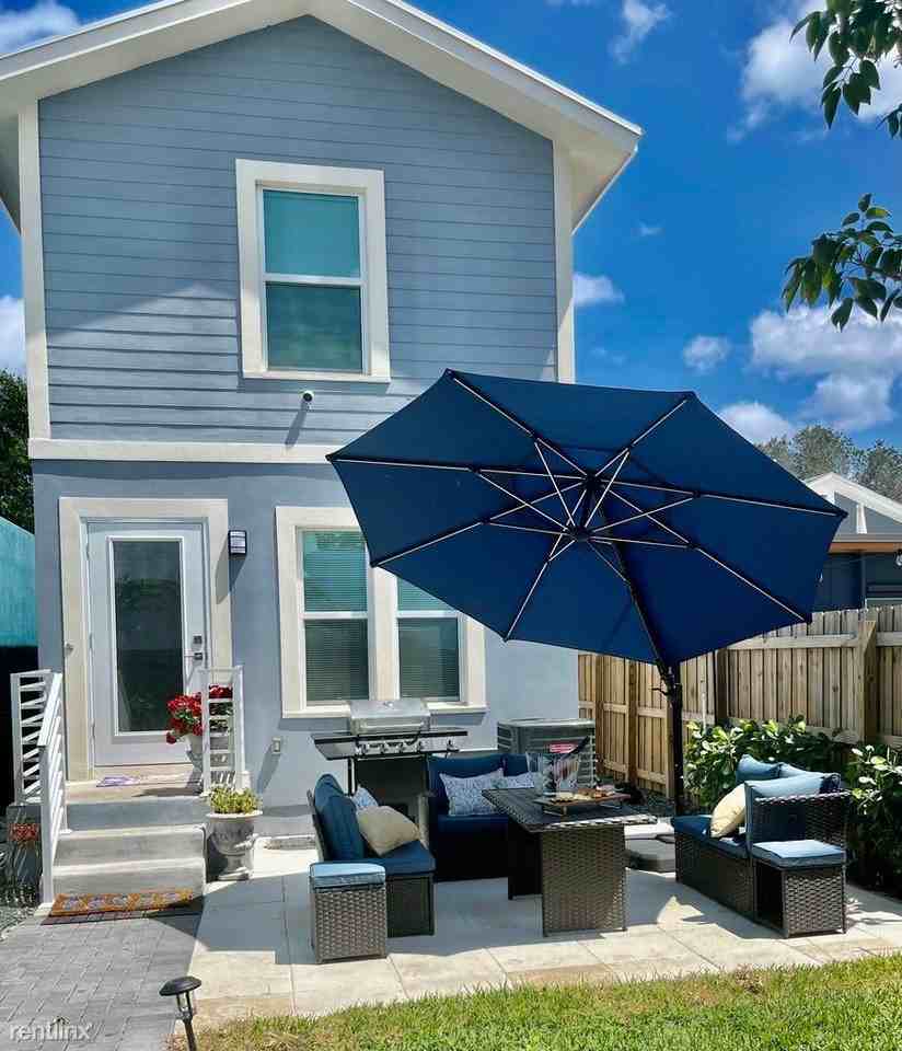 415 S J St - Photo 3 of 17