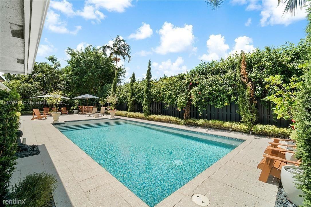 3604 Barbados Ave - Photo 2 of 8