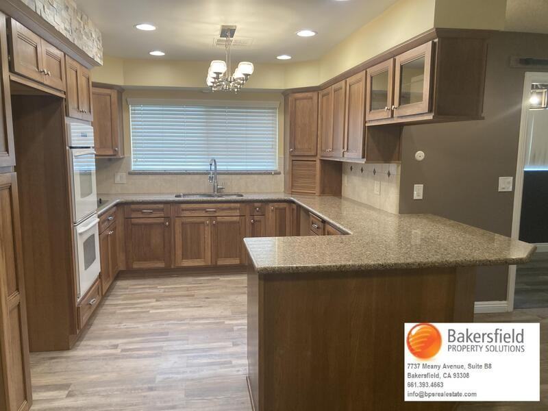 7800 Pembroke Ave - Photo 2 of 10