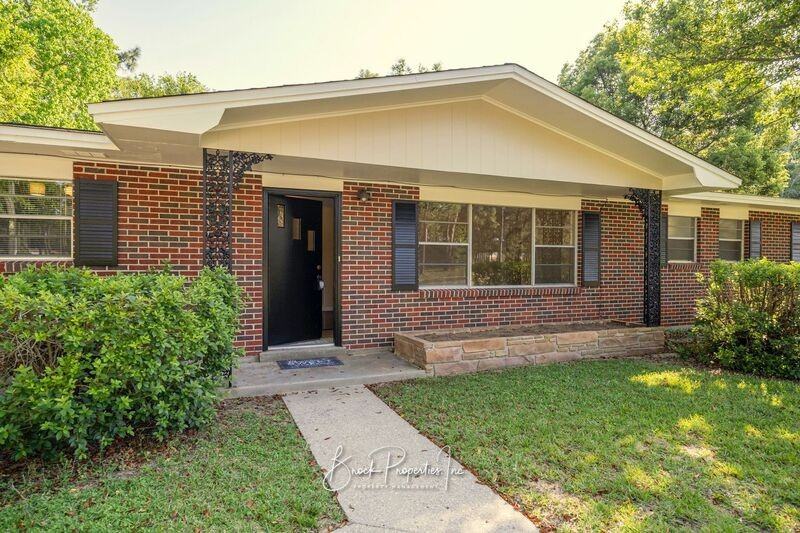 3955 Tom Lane Dr - Photo 2 of 41