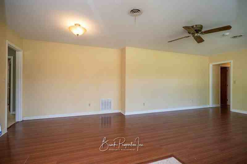 3955 Tom Lane Dr - Photo 3 of 41