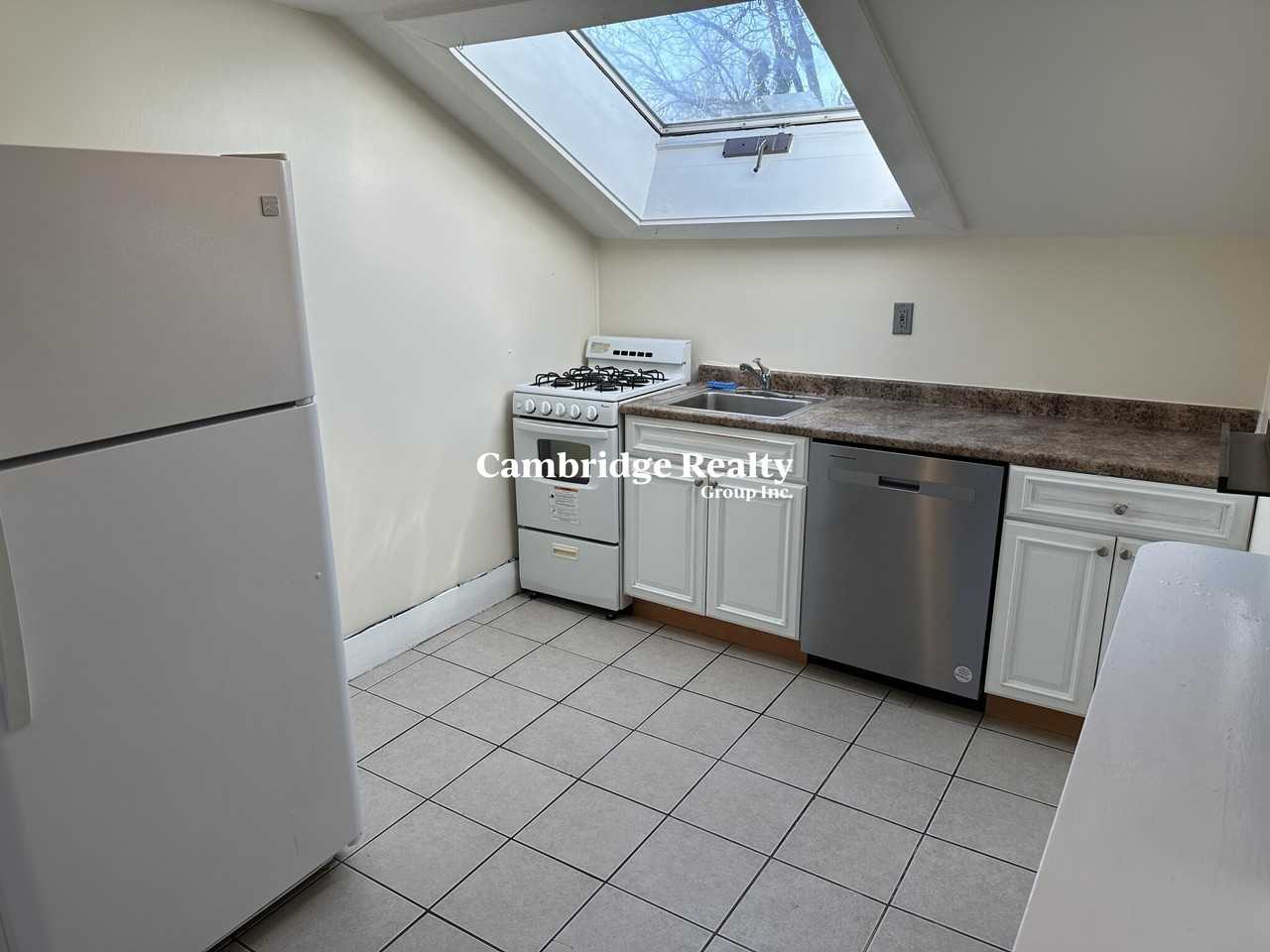 17 Fayette St #8