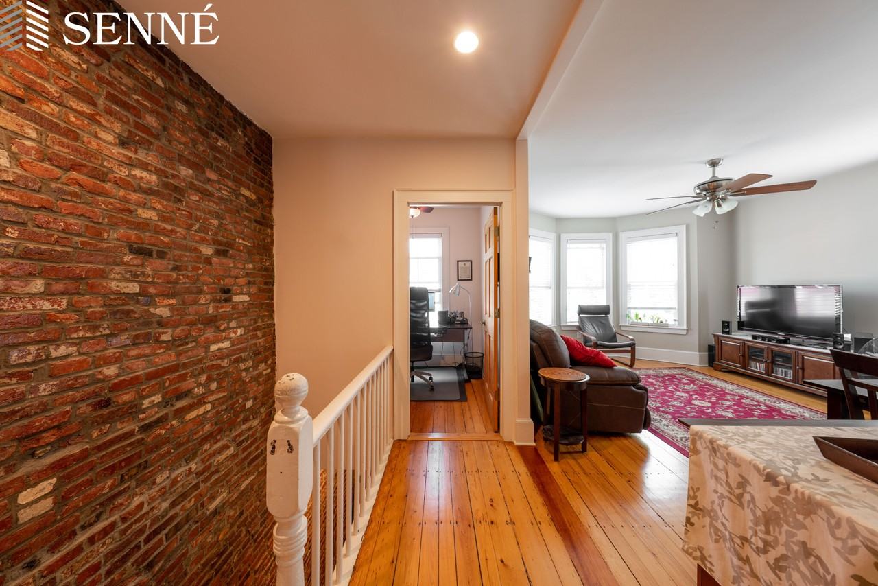 40 Wyatt St - Photo 5 of 10