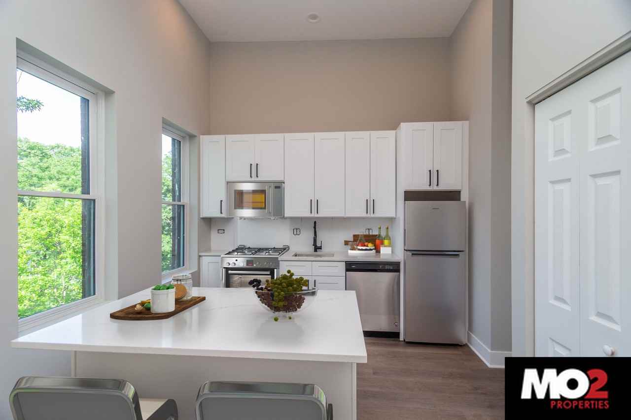 3027 W Logan Blvd #304 - Photo 2 of 5