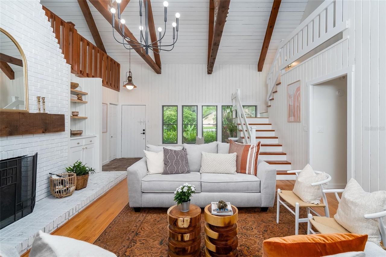 8303 N River Oaks Ct - Photo 7 of 32