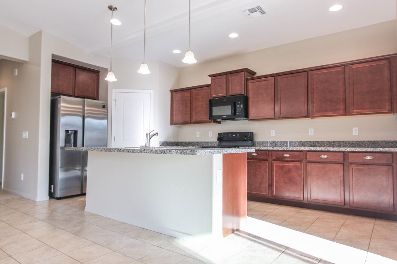 6276 Barn Owl Ave - Photo 3 of 8