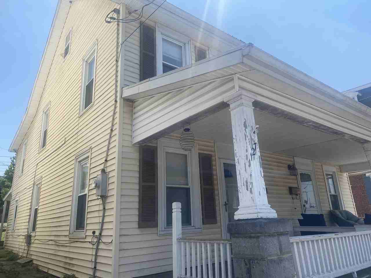 127 Grant St - Photo 2 of 14