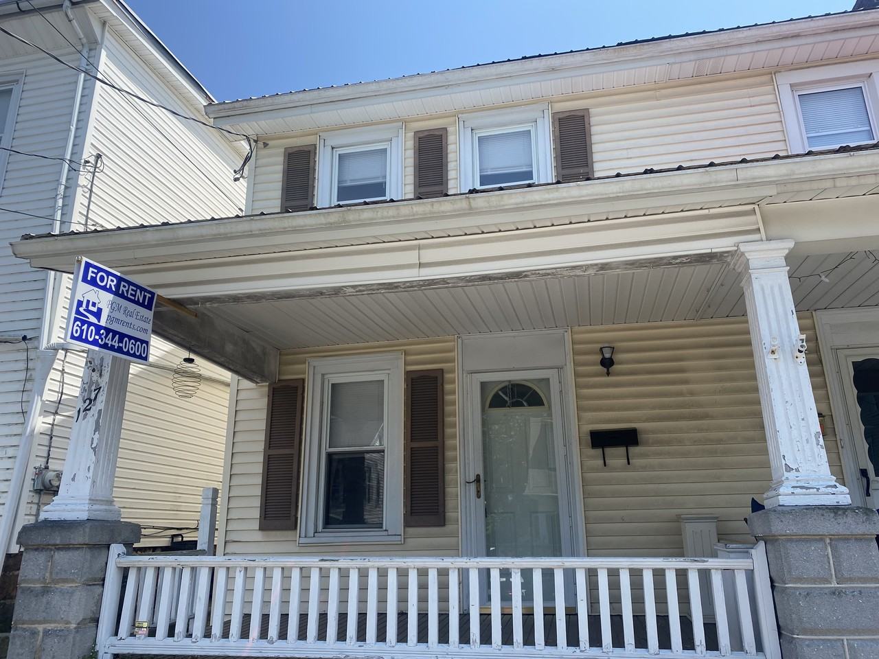 127 Grant St - Photo 3 of 14