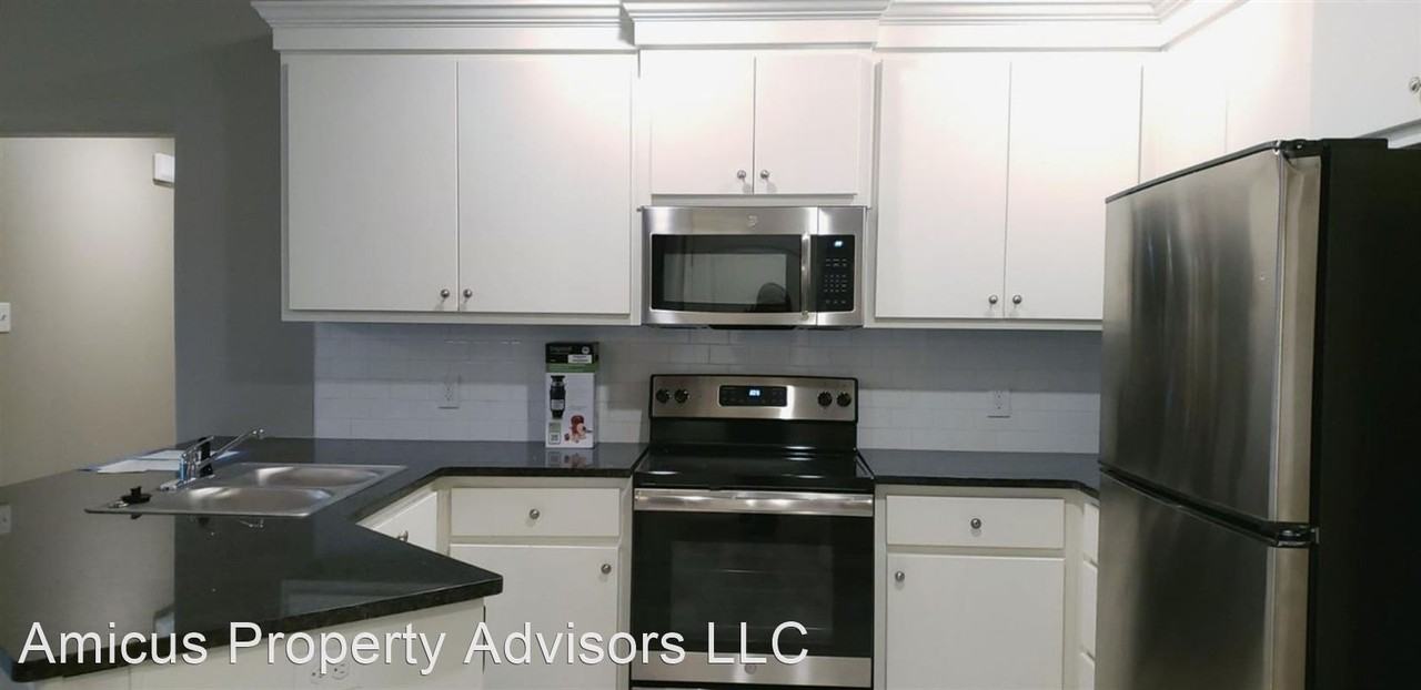 5710 120th Street - Photo 3 of 19