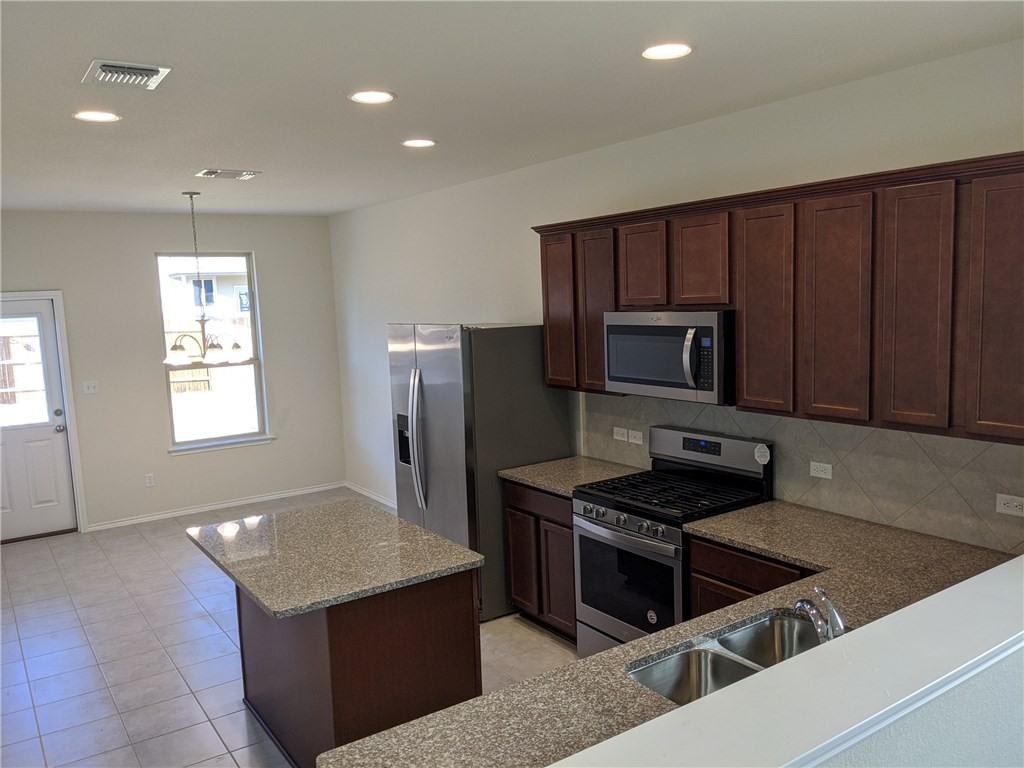1013 Cliffbrake Way #1 - Photo 3 of 16