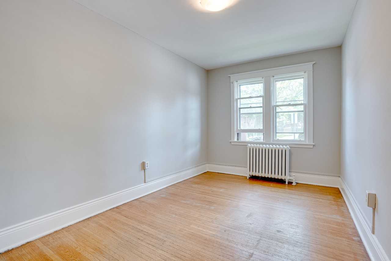 96 East Ave S - Photo 2 of 7