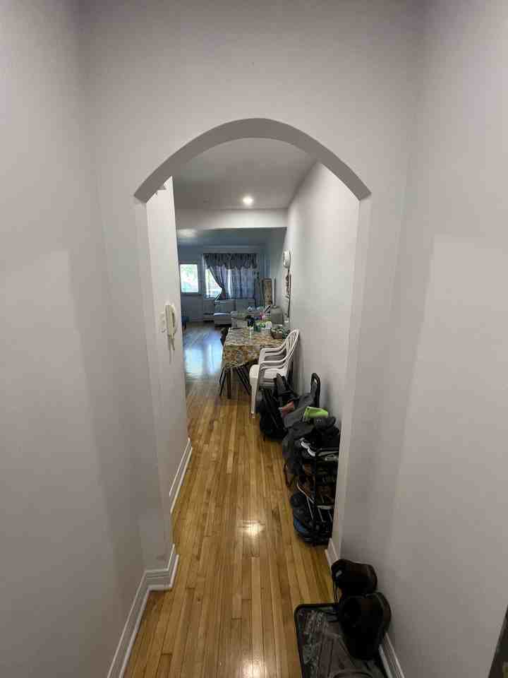 4785 Bouchette Apartments 4785 Rue Bouchette, Montréal, QC H3W 1C6