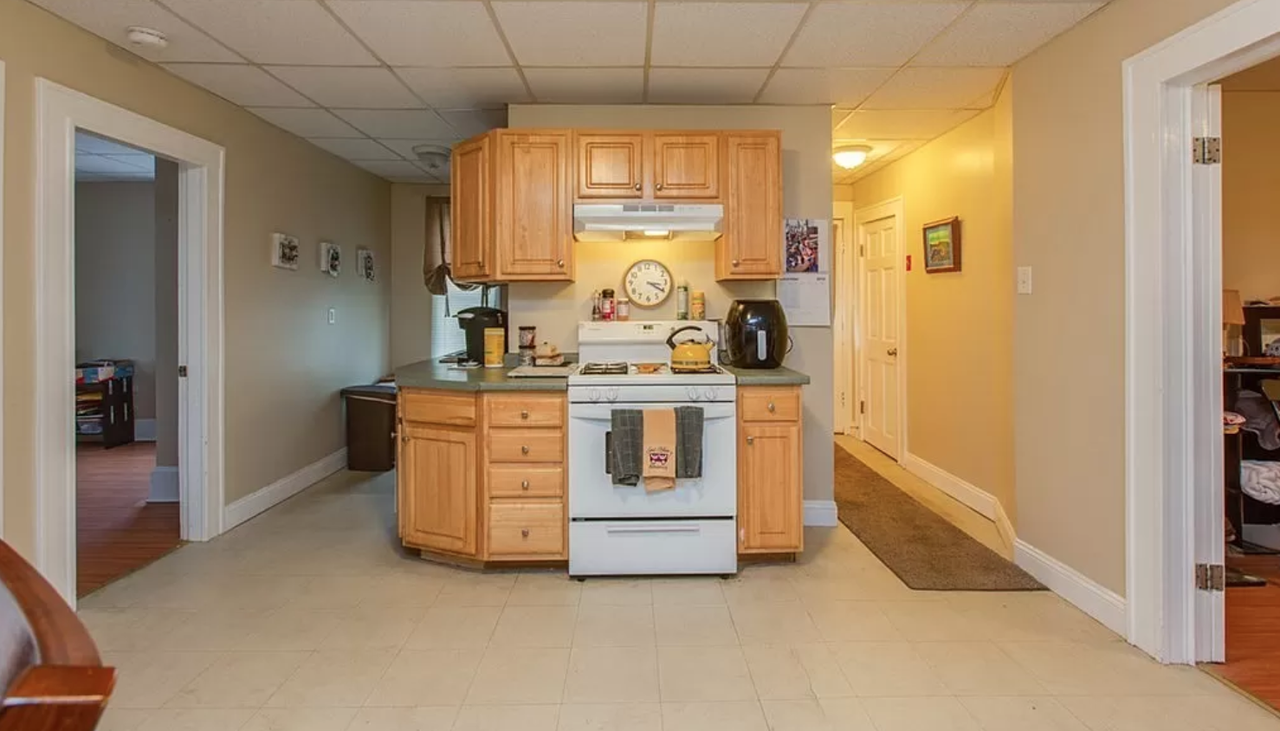 12 Hovey St #12 - Photo 2 of 12