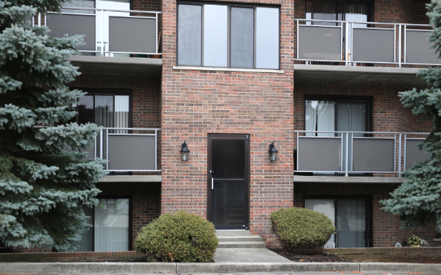 705 Meadow Wood Dr #2 - Photo 3 of 3