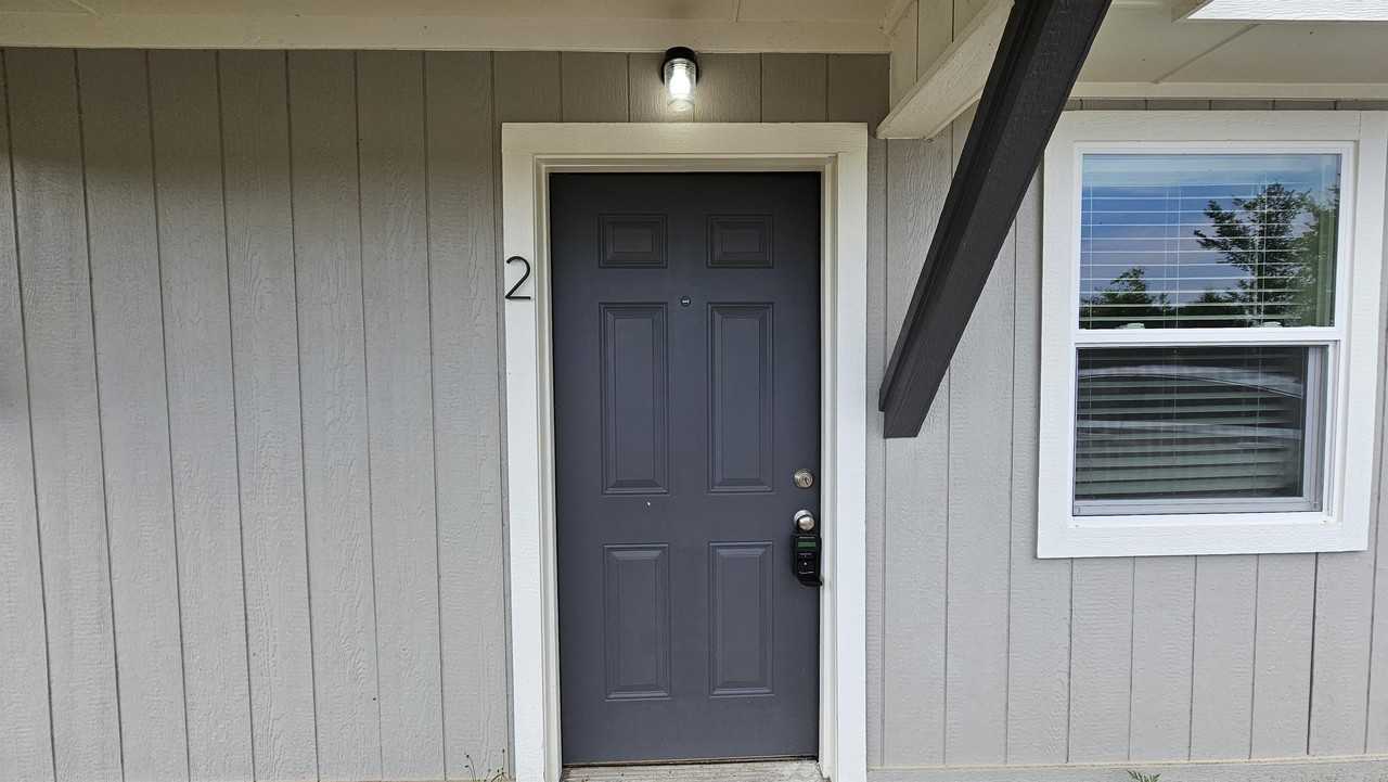 11015 11015 Interstate 30 Frontage RoadApt 2 #2 - Photo 2 of 13