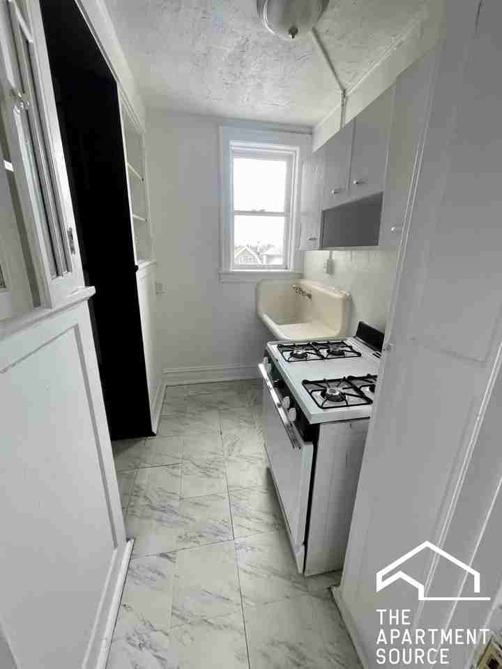5017 W Cermak Rd #28 - Photo 6 of 12