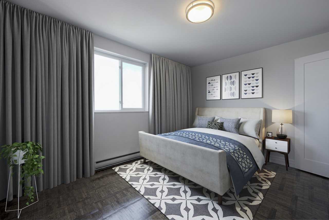 122 Bronte St - Photo 5 of 14