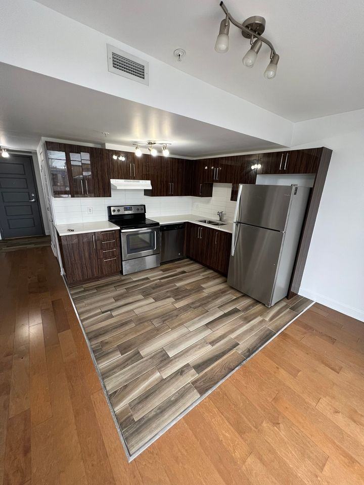 7070 Cote Saint Luc Road Apartments 7070 Ch De La CôteSaintLuc, Montréal, QC H4V 1J4 Zumper