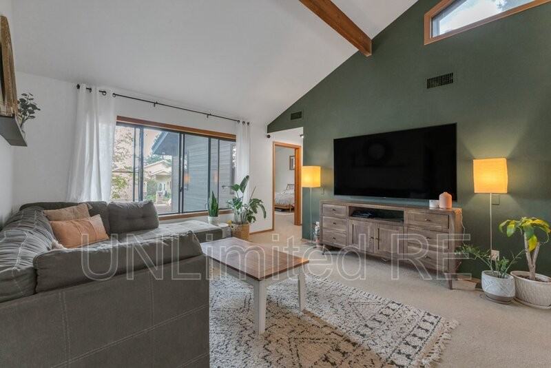 4236 E Broken Rock Loop - Photo 4 of 24