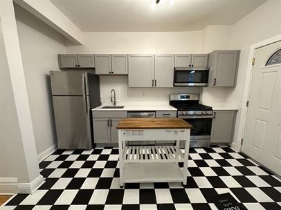 2448 Lyndale Avenue South - Photo 3 of 4