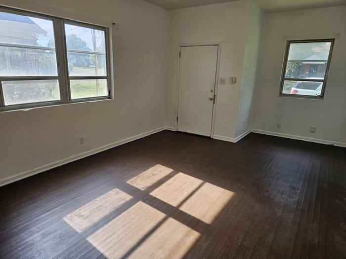 2020 E 3rd St - Photo 2 of 10