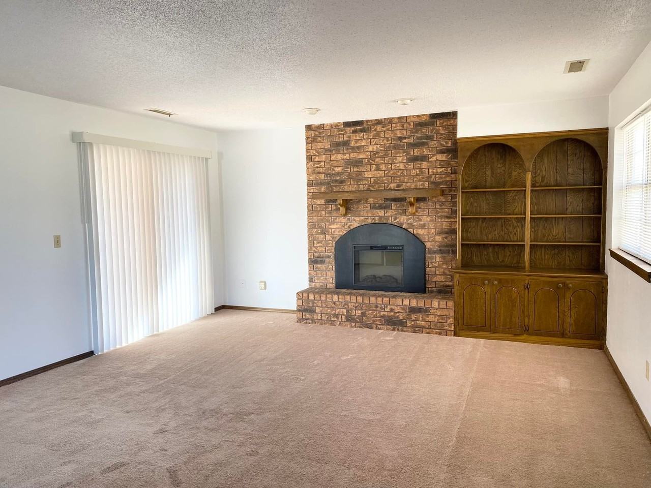 621 38th St #NA - Photo 2 of 10